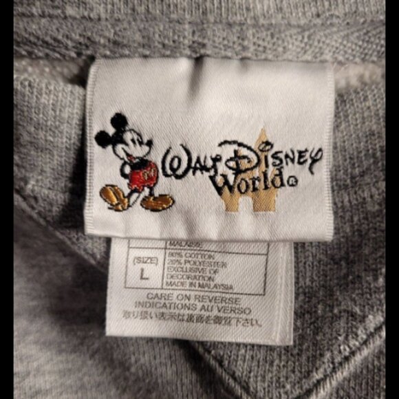 Walt Disney World Vintage Crewneck Patriotic Red White and Blue Size Large